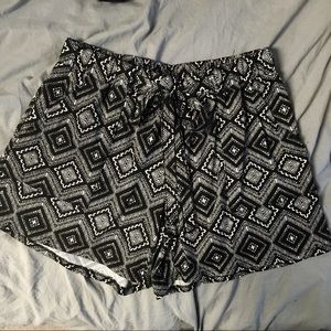 Knit tribal print tie front shorts